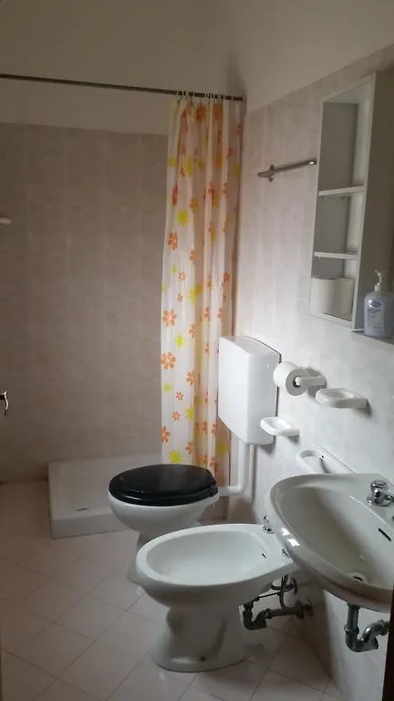 Eureka Azienda Agrituristica Каваллино